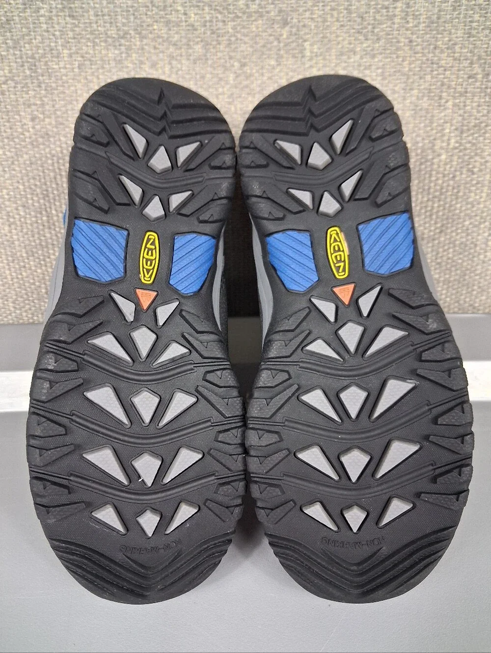 KEEN Targhee Mid Waterproof Boots Kids Size 2 Steel Grey Baleine Blue Hiking
